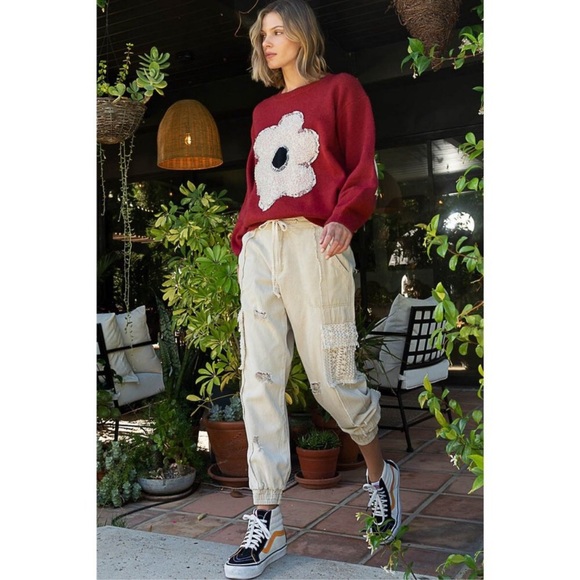 POL Maroon sweater with beautiful pearl trim flower in size medium NEW - Picture 7 of 10